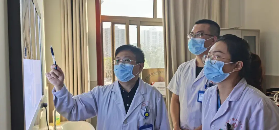 德州市第二人民医院乳腺中心王宝珏：乳房全切患者得了“心病”，医生从其腹部取材为她再造乳房