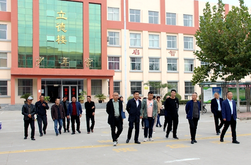 郯城县沙墩中学多举措提高群众教育满意度