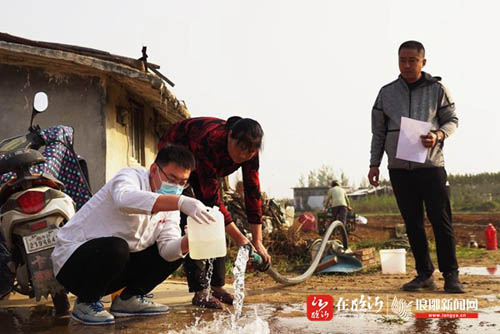 山东平邑县全面启动南安靖村地下灌溉用水污染源排查、水质检测工作
