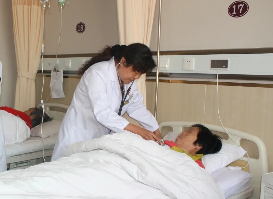 突发呼吸衰竭 德州联合医院专家建议 四类人需定期检查肺功能