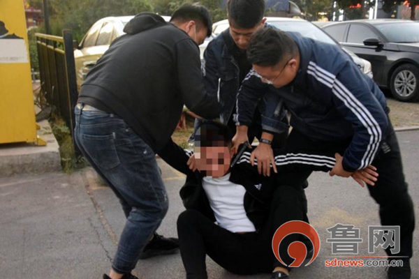 【雷霆7号】行动第二天查获58人 胶州秋冬严打整治攻势持续发力