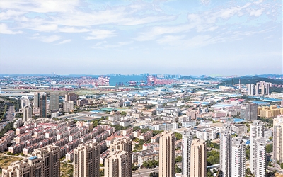 “两区”隆起，渐成峰峦 