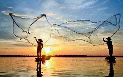 世代“水上漂”，一朝成“市民”——这个角色退捕渔民怎么转？