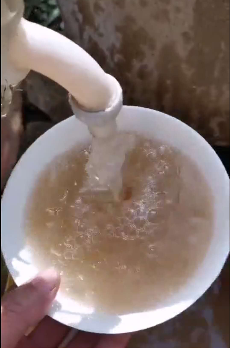 饮用水浑浊，村民无法饮用
