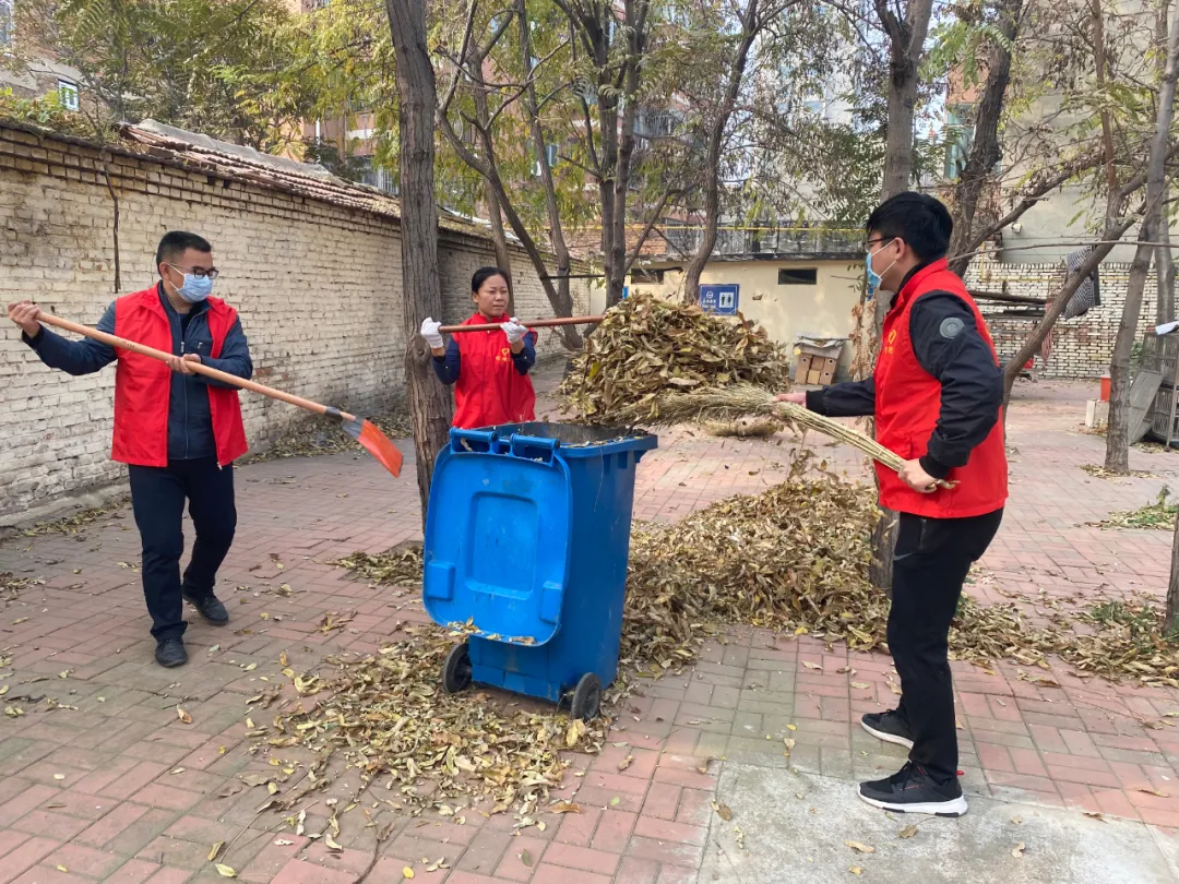 挥党建引领助力文明创建—德州市中医院积极开展社区志愿服务活动