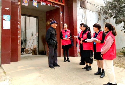 郯城县马头镇:296名人口普查员走入千家万户