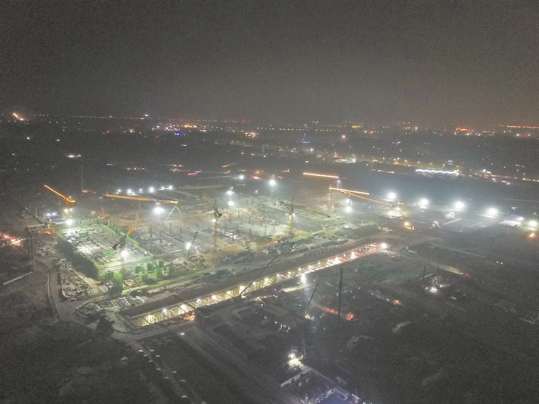 菏泽（高铁）东站站房昼夜施工 混凝土主体结构将于11月底封顶