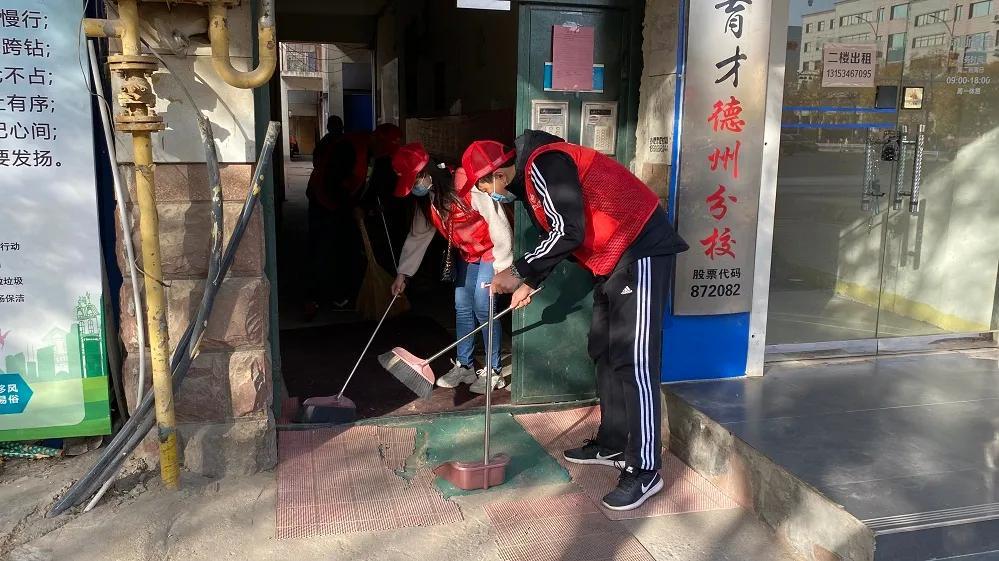 党员进社区 服务为人民 ——德州市人民医院开展社区志愿服务活动