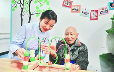 安徽60岁以上老人达1172万人 失能半失能老年人照护需求突出