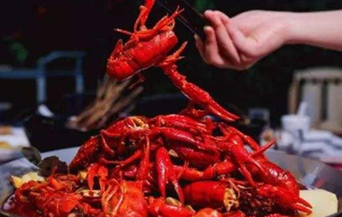 小龙虾壳辅助重质生物油制备电极材料