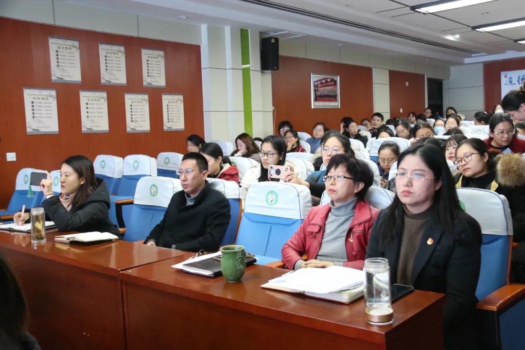 做先锋使命牢记 细分析诊断赋能——学院附小召开教育教学专题会议