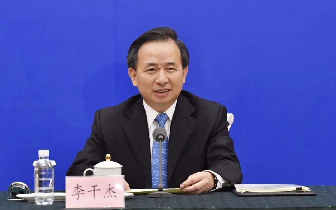 山东省省长李干杰在《学习时报》发表文章：服务国家战略 奋力走在前列