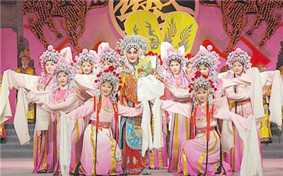 “离经叛道”亦有道——百年徽剧的守与变