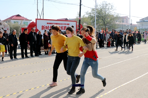 郯城：“多元文化”搞活“乡村大舞台”