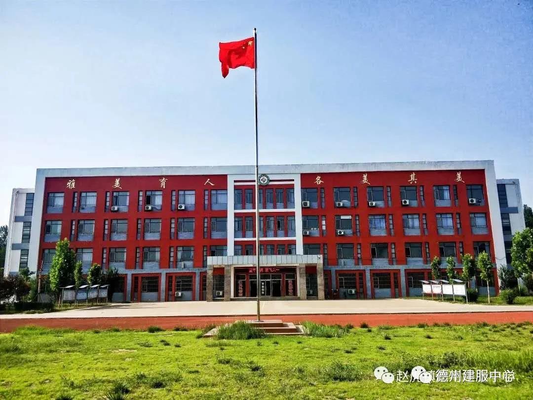 张大文对辖区学校校园消防工程建设情况进行督导