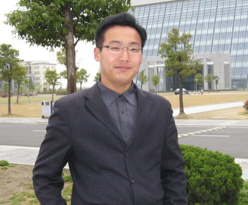 许新华：衣锦还乡之日就是报恩之时，一腔热血回报乡邻