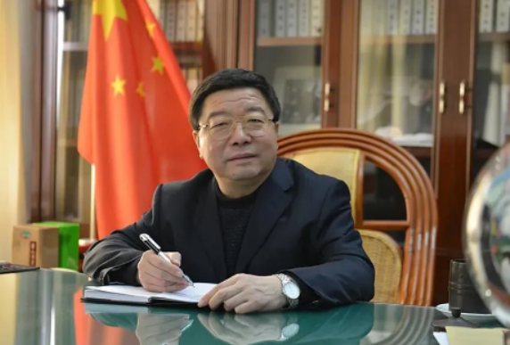 大江流日夜，慷慨歌未央，以古贝春的名义，向社会致敬