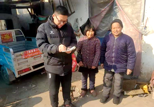 郯城县泉源镇中心小学开展贫困生入户走访活动