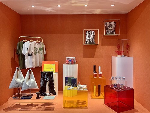 “美的传递”长三角美术馆文化创意作品齐聚南京