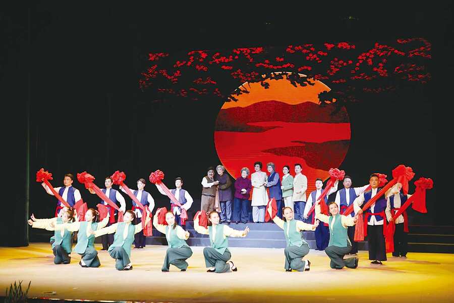 要知道！老百姓只愿对浑身泥点子的人说故事