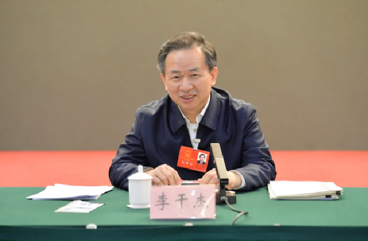 李干杰参加菏泽代表团审议省政府工作报告