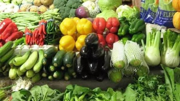 【新春走基层】“菜篮”满 庆丰年