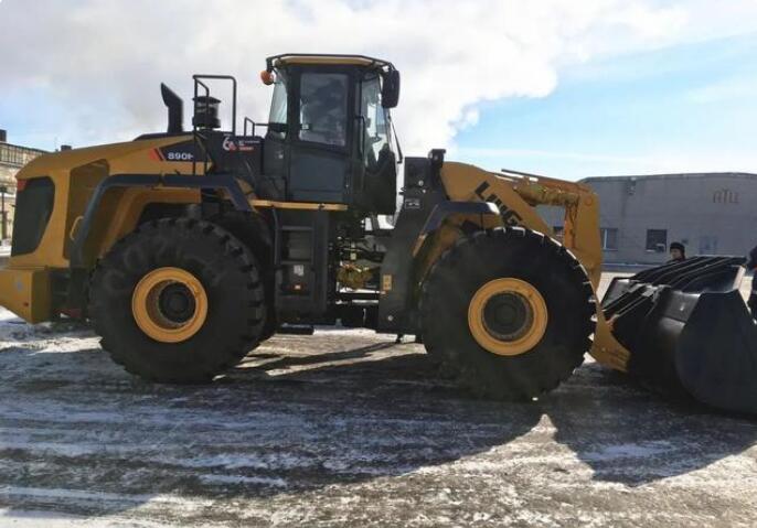 柳工中亚市场装载机喜迎“开门红”