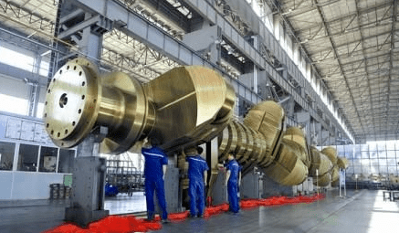 大连重工高端装备连创两项“中国第一”