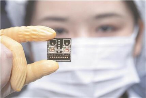 安徽造77GHz毫米波芯片问世 刷新国际集成电路“奥林匹克”纪录