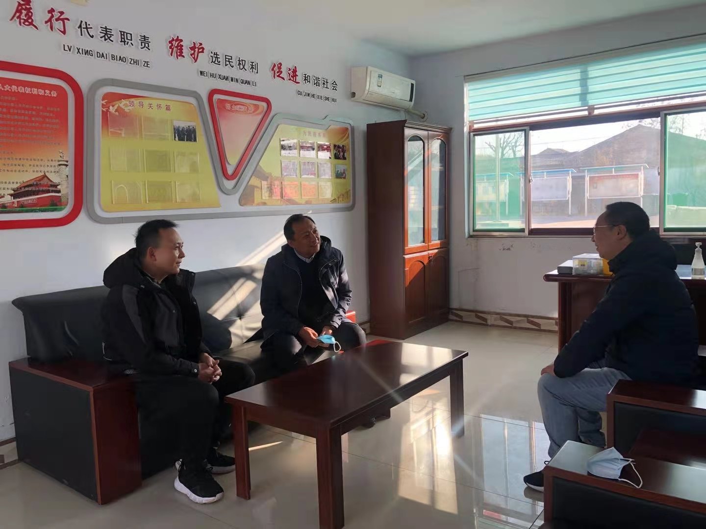 德州联合医院领导深入北营社区走访慰问驻村第一书记