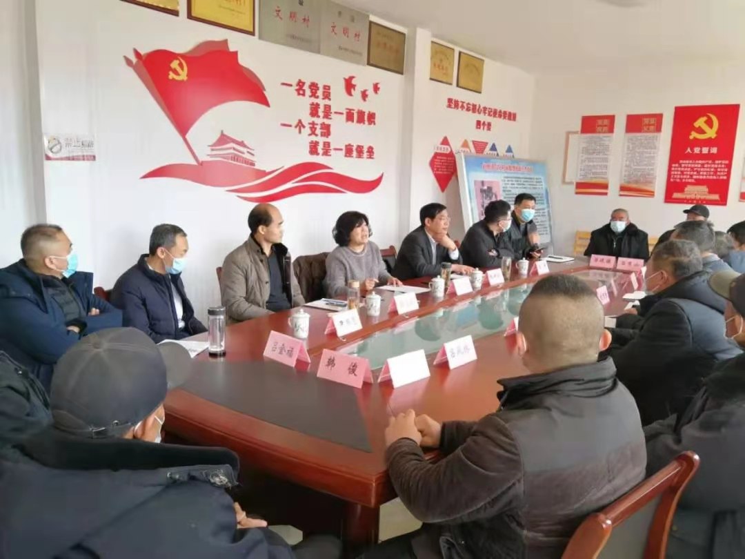 马俊昀到德州运河新区指导吕庄村党支部组织生活会并慰问困难党员