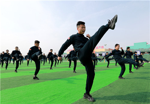 “尖刀”特警：天降神兵，绝技惊艳