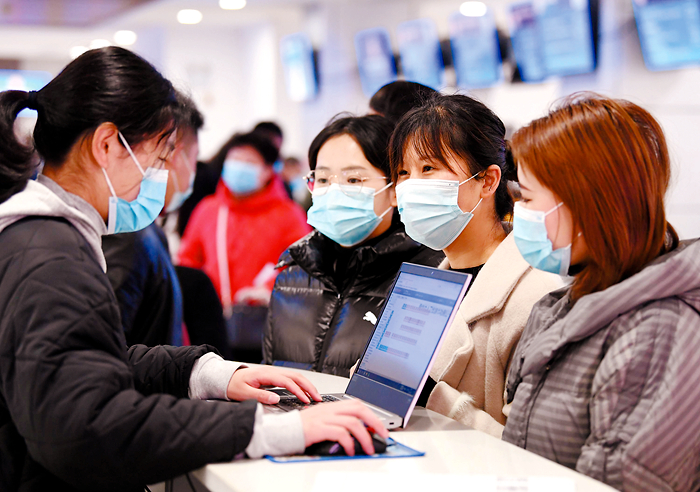 安徽省举办女性专场暨人才对接招聘会