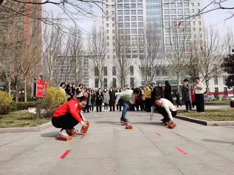 凝聚巾帼心！邮储银行临沂市分行举办“庆三八”趣味竞赛活动