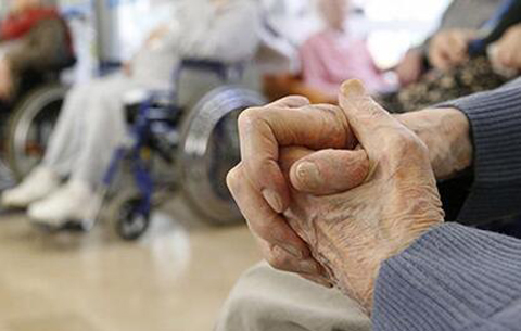 全国人大代表高莉: 着力构建农村养老服务体系