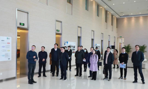 扩大辐射周边的效应 促进区域经济和科技发展