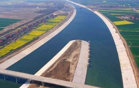 引江济淮派河口泵站主厂房顺利封顶