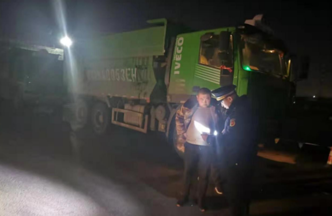 罗庄积极做好扬尘污染防治工作！精准施策治尘，加强建筑工地、渣土车辆管控