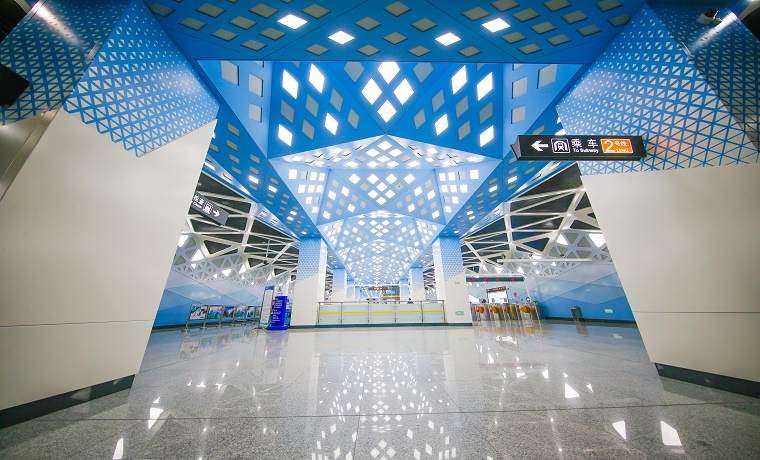 山东首条无人驾驶轨道交通开通运营