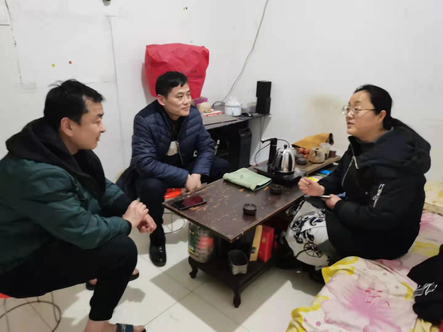 做职工最贴心的人—邱集煤矿工会知心“平姐”帮助职工排忧解难