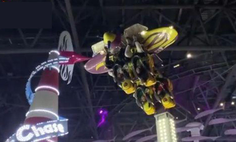 北京欢乐谷回应儿童倒挂空中