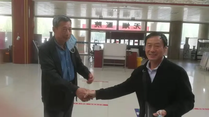 赞！德州市中医院：细心保安拾金不昧，小举动传递正能量