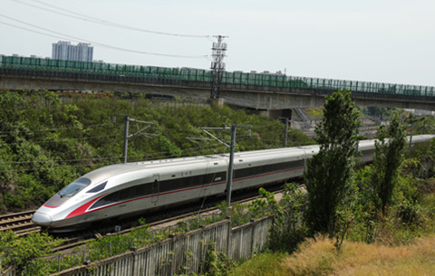 长三角铁路迎来假日返程客流高峰