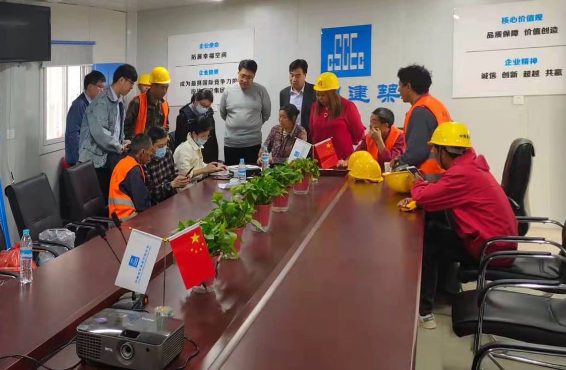 农行齐河县支行：金融服务到工地 农民工直说“好”