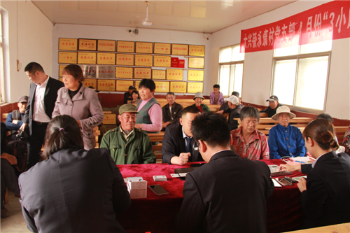 小卡片“大服务”  邮储银行上门激活社保卡 打通“最后一公里”