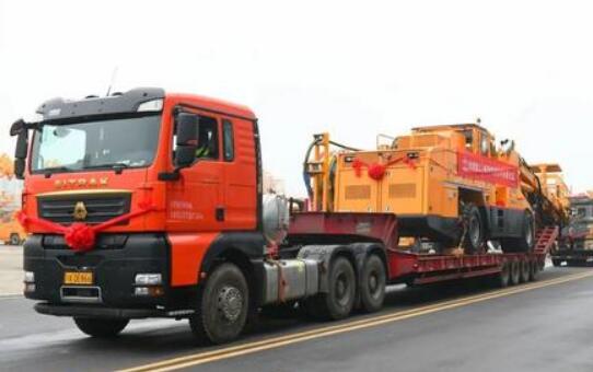 铁建重工智能型高原铁路隧道成套装备发运