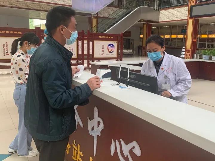 市民拨打德州晚报新闻热线感谢德州市中医院热心医生丨“希望通过报道让更多人知道‘活雷锋’ ”