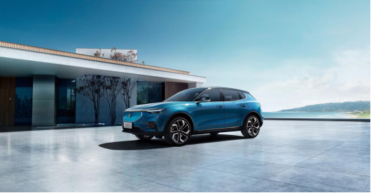 超大5屏、智能座舱，天际ME7领先科技盘点！