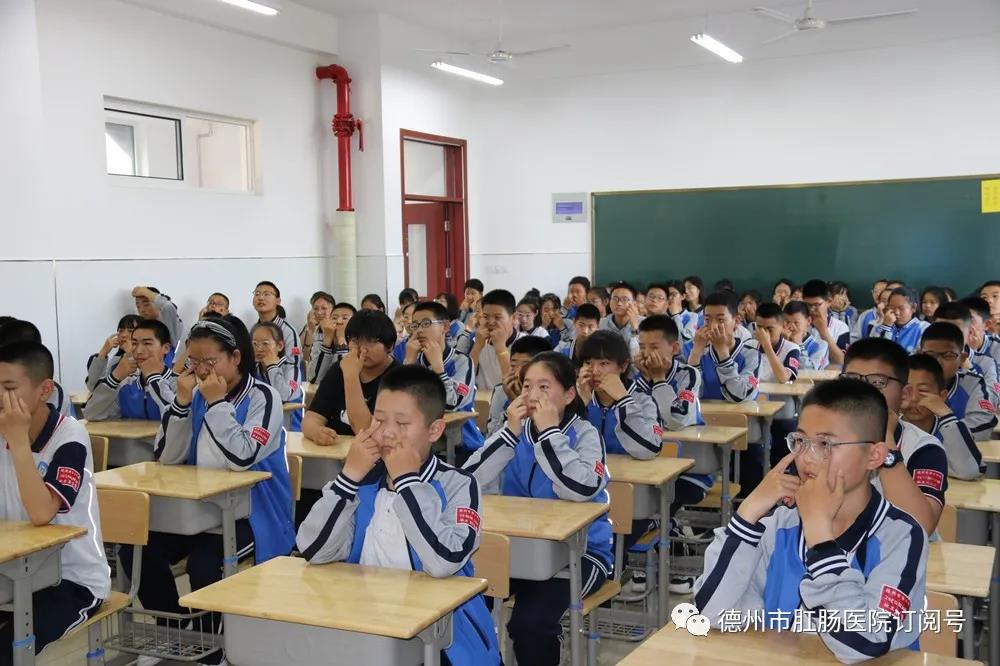 弘扬传统中医国粹 促进学生健康发展——德州市肛肠医院开展中医药文化进校园主题活动
