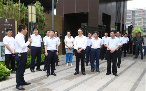 枣庄市人大城环委视察缇香郡璟园 ，调研全市物业管理工作